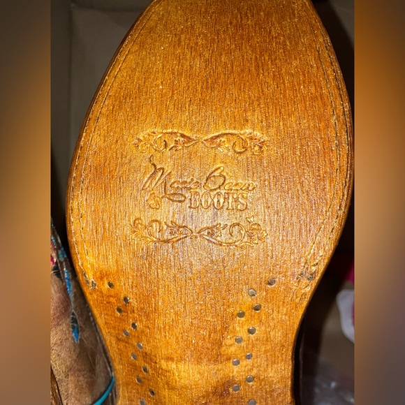 Brand new, never worn Macie Bean cowboy boot! Size 8M - Picture 5 of 13
